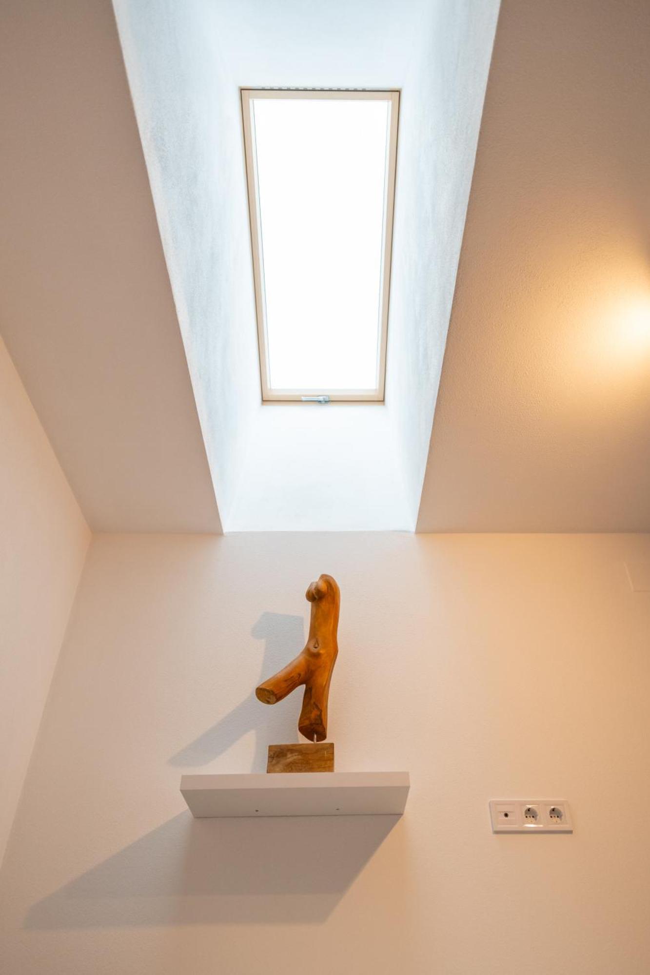 Pixel Guesthouse Tîrgu Secuiesc Exteriör bild